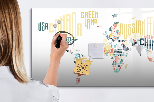 Dry erase board magnetic A world map with personal memories