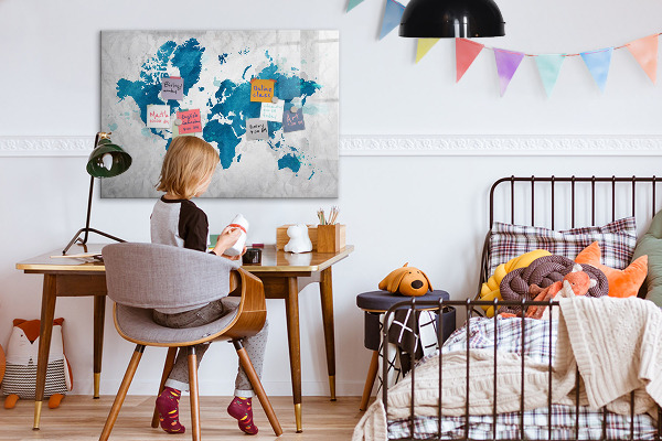 Magnetic dry erase board World map with personal photos