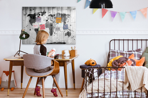 Magnetic dry erase board A world map with personal memories