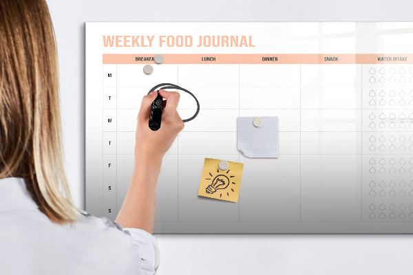 Dry erase board magnetic Weekly food diary and notes