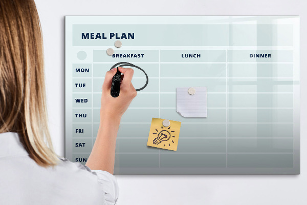 Dry erase board magnetic Meal plan with space for photos