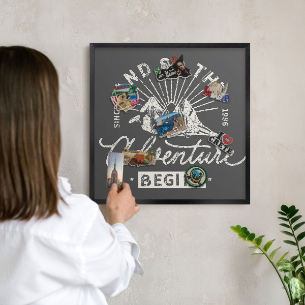 Vacation magnet board with a black frame Mountain inscription