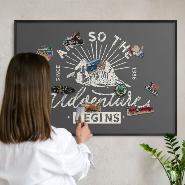 Vacation magnet board with a black frame Mountain inscription