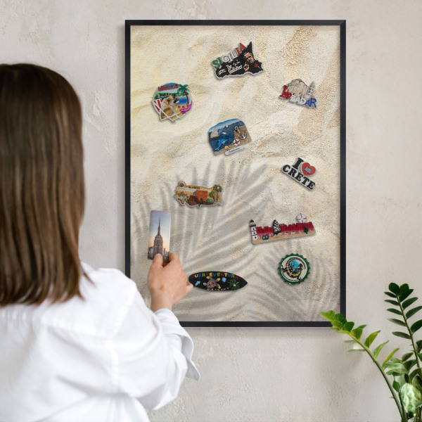 Vacation magnet board with a black frame Tropical pattern