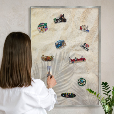 Printed magnet board in a silver frame Tropical pattern