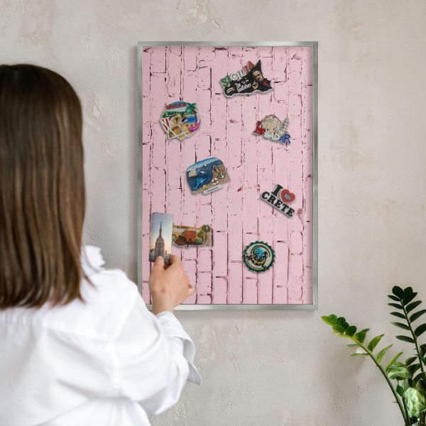 Printed magnet board in a silver frame Pink brick
