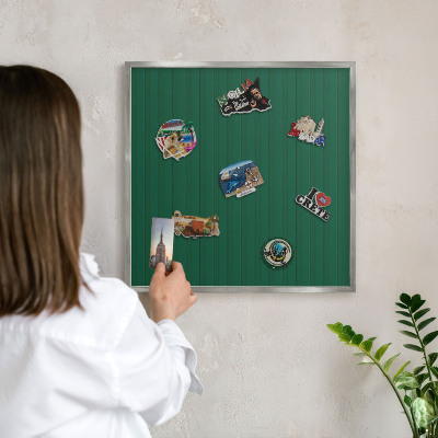 Printed magnet board in a silver frame Green stripes