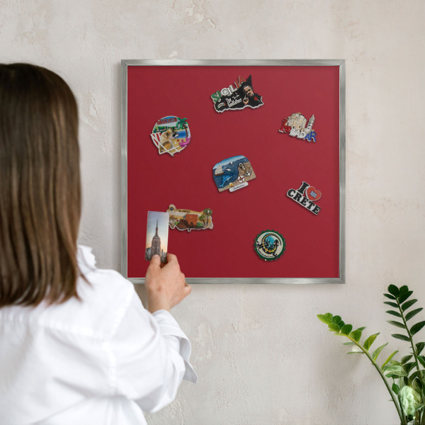 Printed magnet board in a silver frame Light burgundy