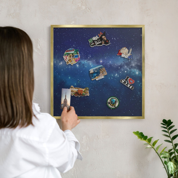 Magnetic board for magnets in a gold frame Star space