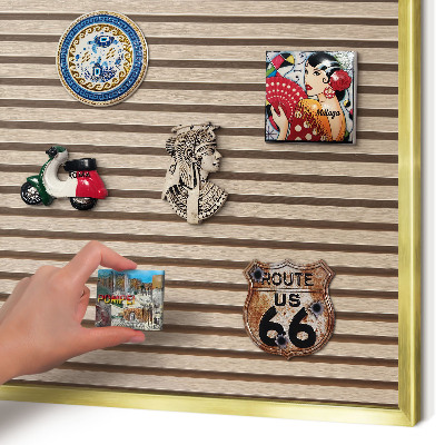 Magnetic board for magnets in a gold frame Calm structure