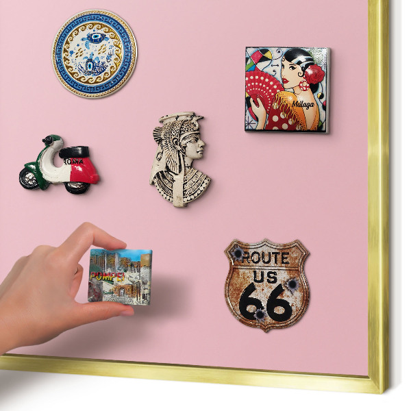 Magnetic board for magnets in a gold frame Light pink