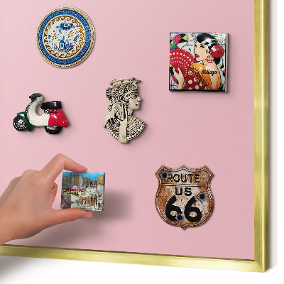 Magnetic board for magnets in a gold frame Light pink
