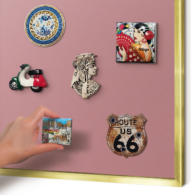 Magnetic board for magnets in a gold frame Dusty pink