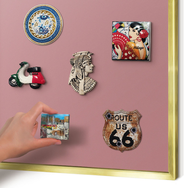 Magnetic board for magnets in a gold frame Dusty pink