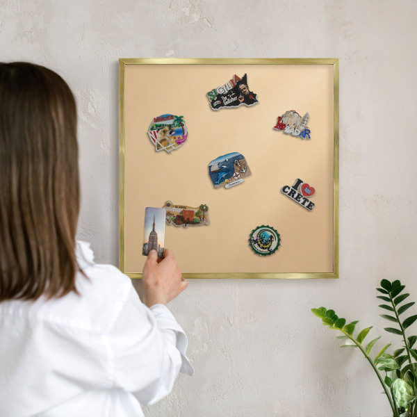 Magnetic board for magnets in a gold frame Creamy Harmony