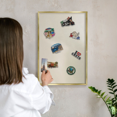 Magnetic board for magnets in a gold frame Fog tone
