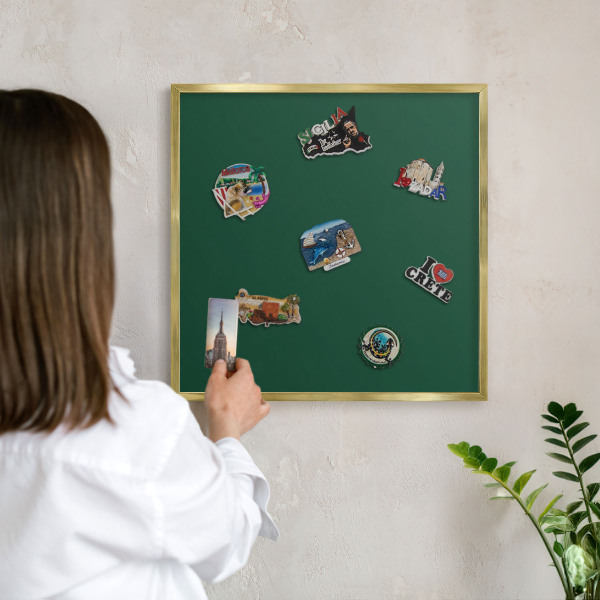 Magnetic board for magnets in a gold frame Bottle green