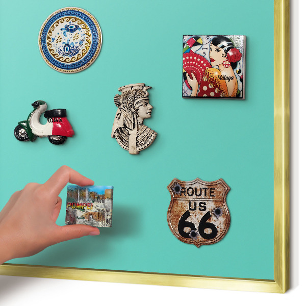 Magnetic board for magnets in a gold frame Strong mint