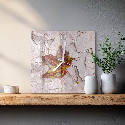 Square wall clock Maple Leaf