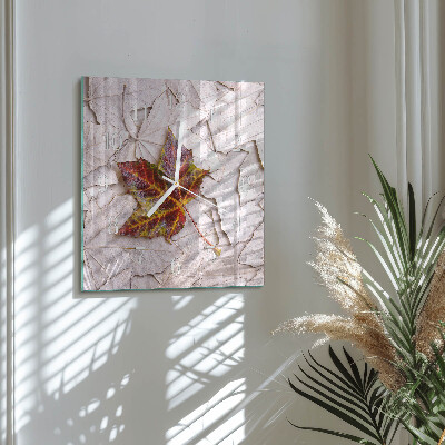 Square wall clock Maple Leaf