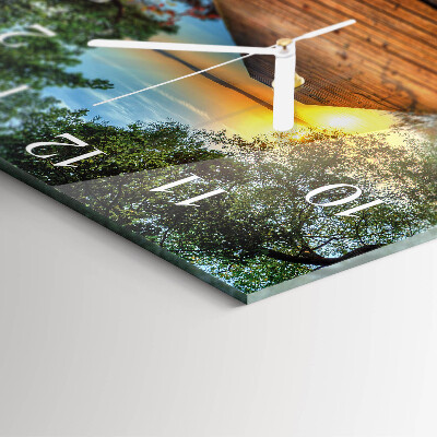 Square wall clock Network