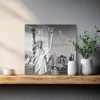 Square wall clock Statue of Liberty