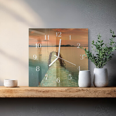 Square wall clock Network