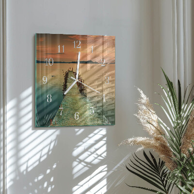 Square wall clock Network
