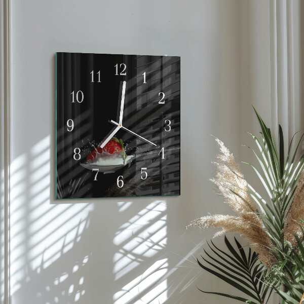 Square wall clock Strawberry