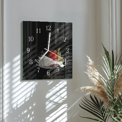 Square wall clock Strawberry