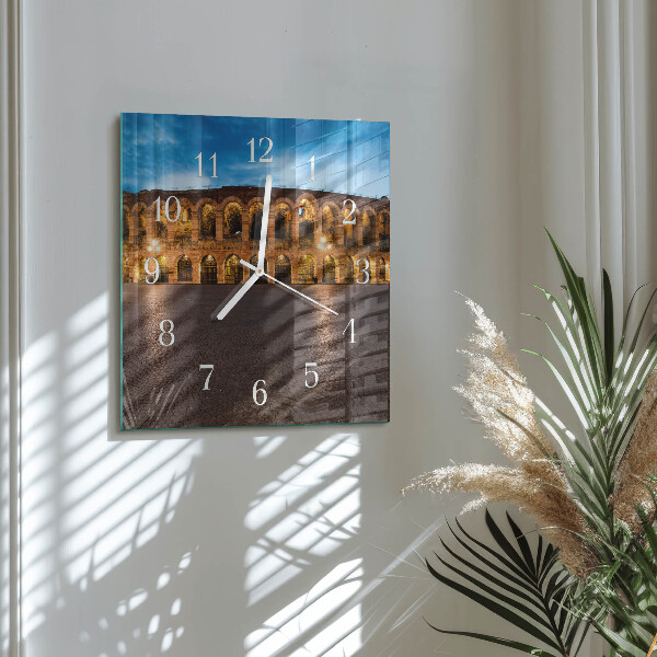 Square wall clock Statue