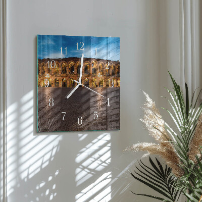 Square wall clock Statue