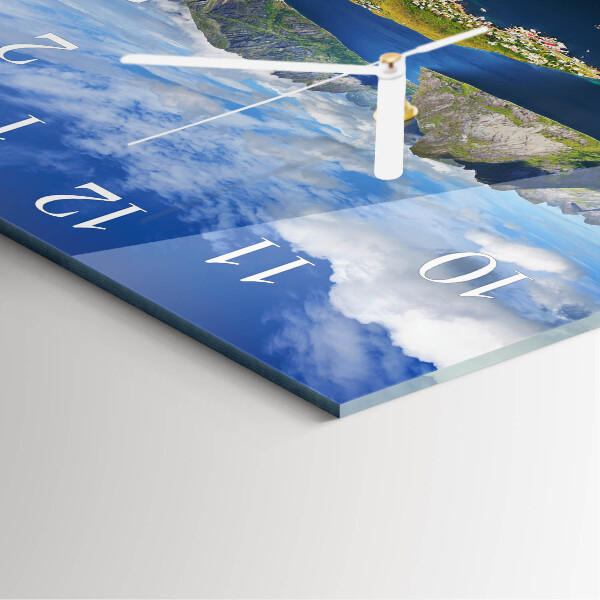 Square wall clock Mountains