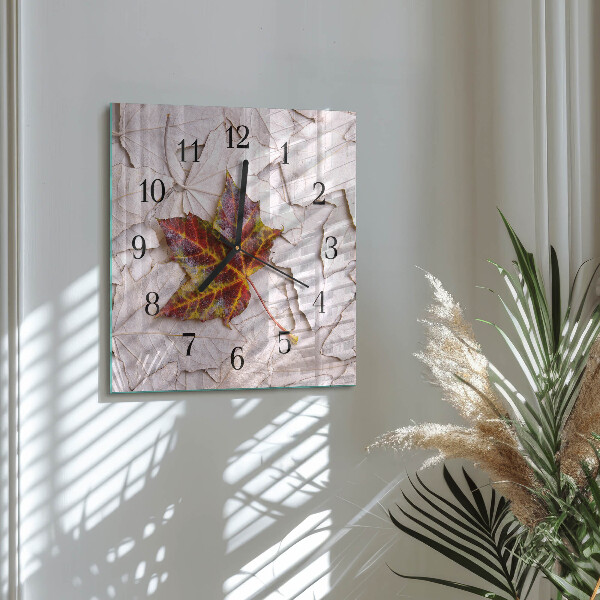 Square wall clock Maple Leaf