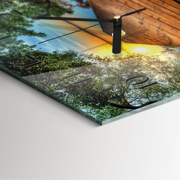 Square wall clock Network