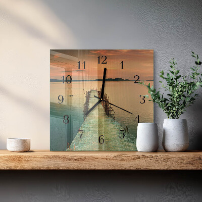 Square wall clock Network