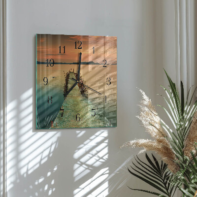 Square wall clock Network