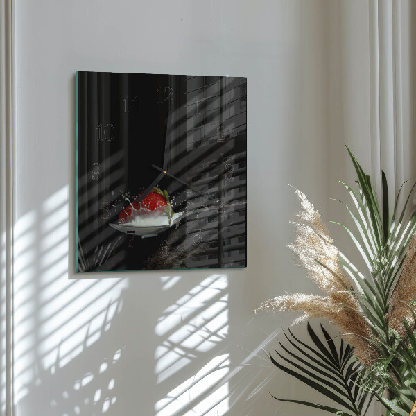 Square wall clock Strawberry