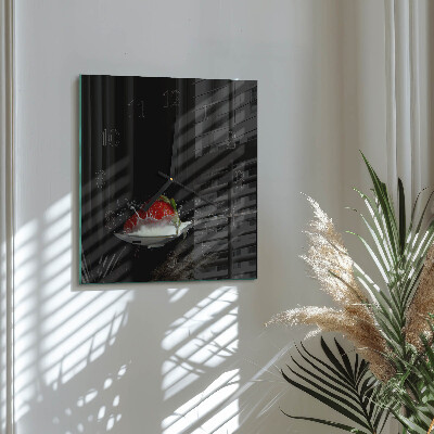 Square wall clock Strawberry