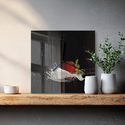 Square wall clock Strawberry