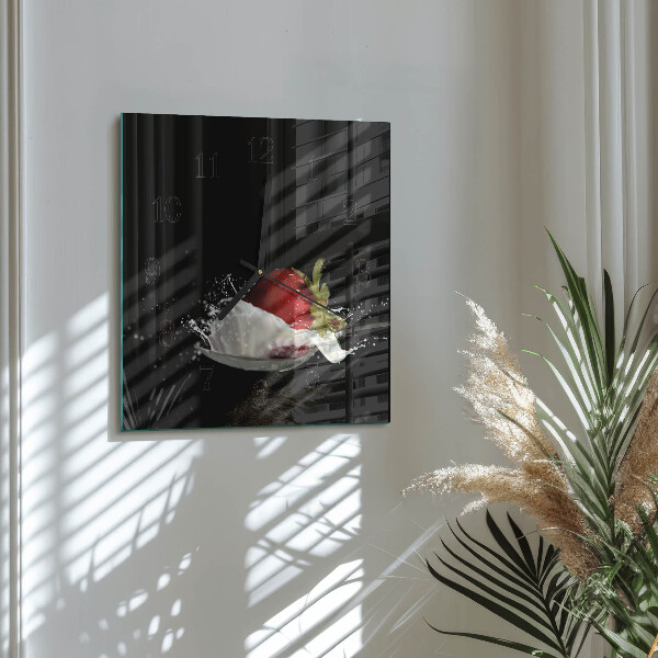 Square wall clock Strawberry