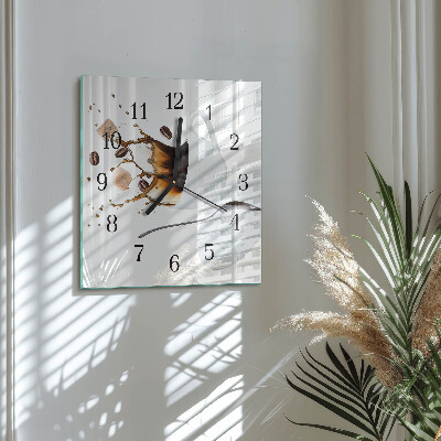 Square wall clock Cup