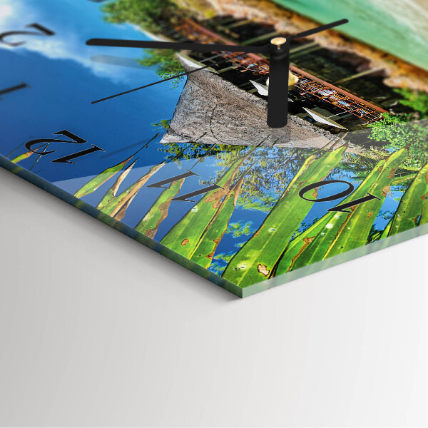 Square wall clock Island
