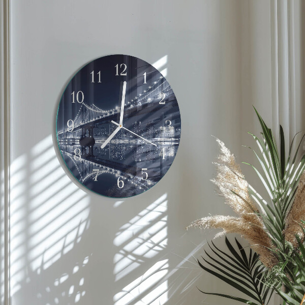 Round wall clock Bridge