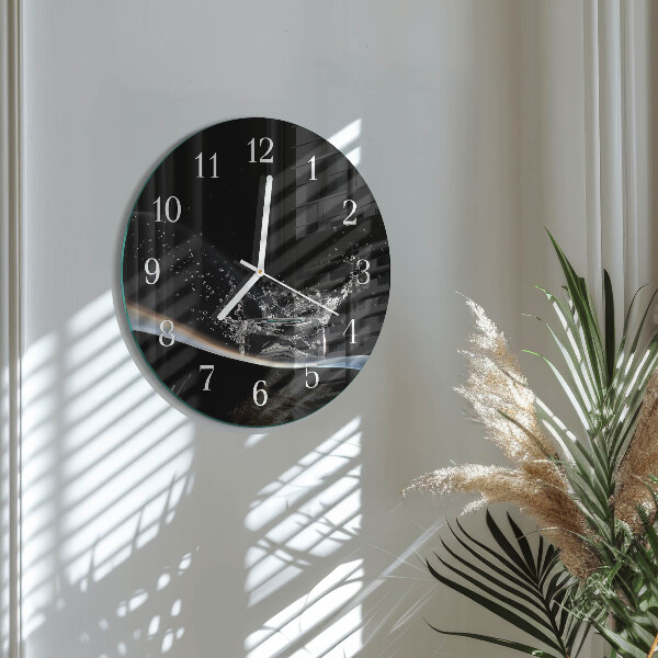 Round wall clock Water