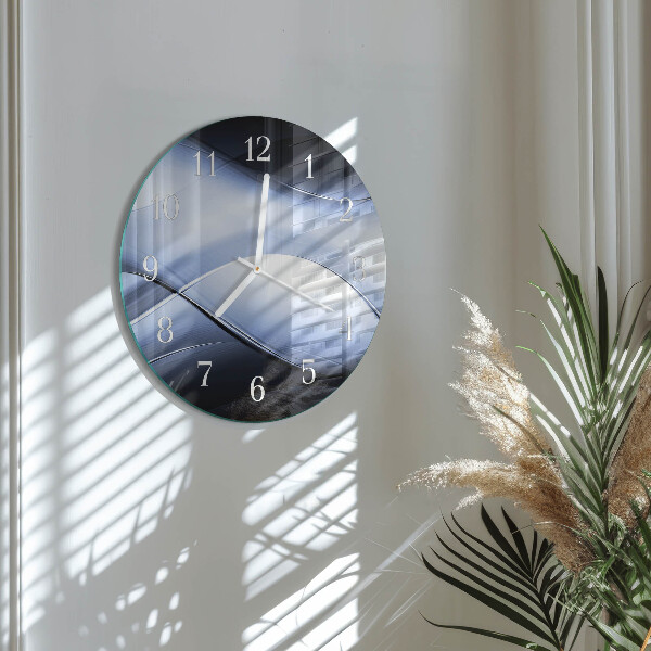 Round wall clock Abstraction