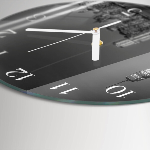 Round wall clock Horizon