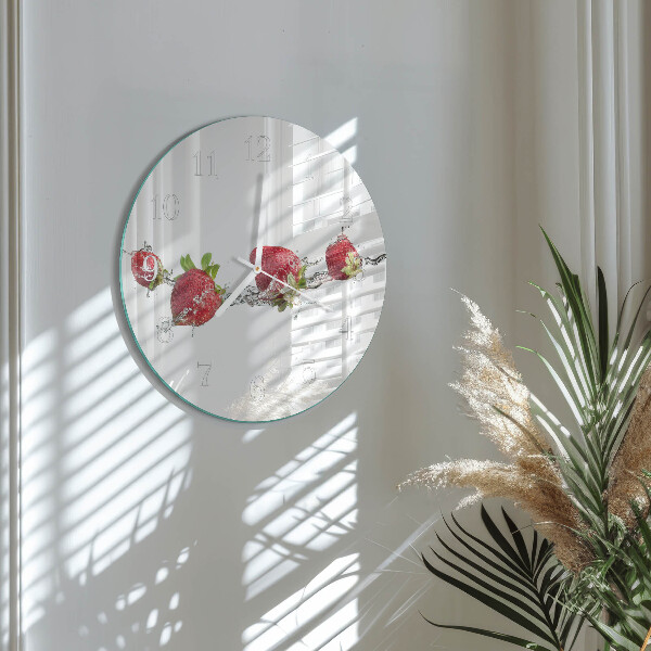 Round wall clock Strawberries in water