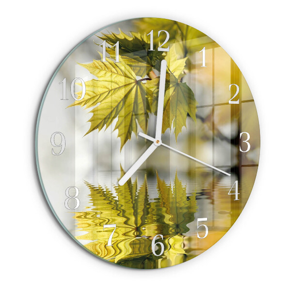 Round wall clock Maple Leaf