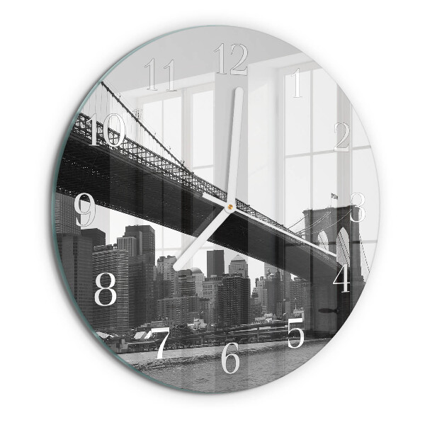 Round wall clock Bridge